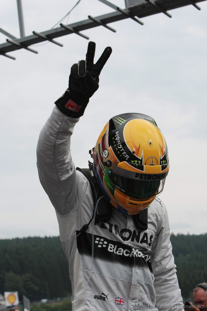 GP BELGIO, 24.08.2013- Qualifiche, Lewis Hamilton (GBR) Mercedes AMG F1 W04 pole position 