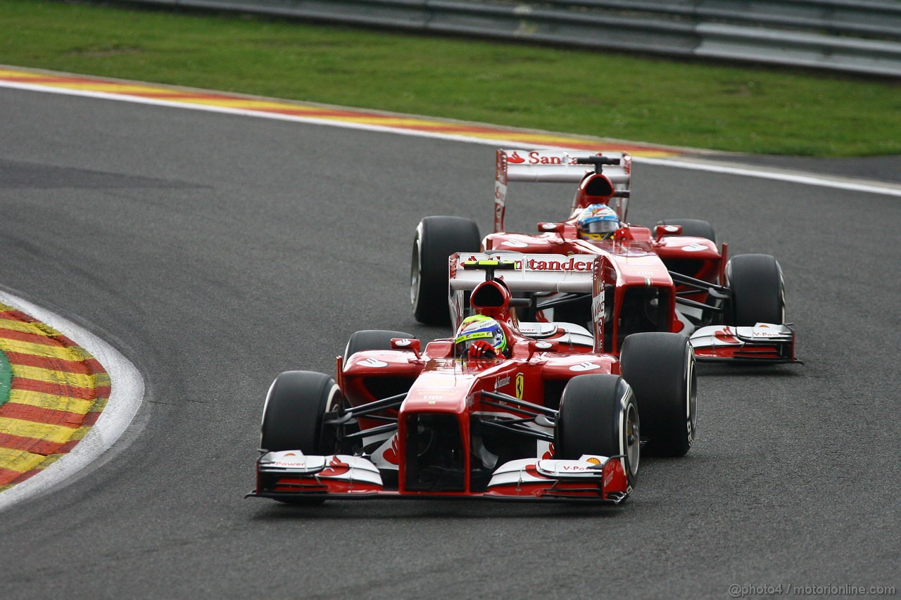 GP BELGIO, 24.08.2013- Qualifiche, Felipe Massa (BRA) Ferrari F138 davanti a Fernando Alonso (ESP) Ferrari F138 