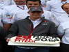 GP BELGIO, 24.08.2013- Nico Hulkenberg (GER) Sauber celebrates his 50th GP with Monisha Kaltenborn (AUT) Sauber Team Principal e the team