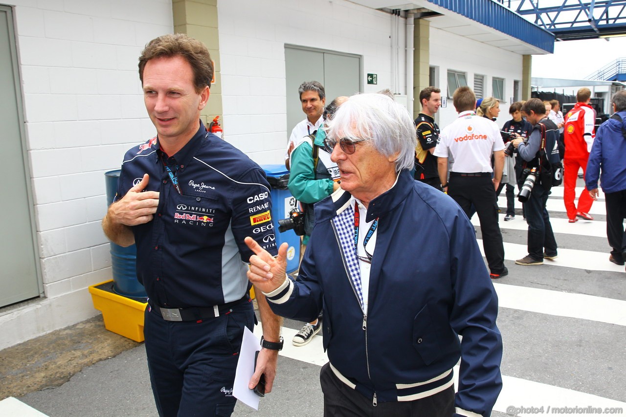 GP BRASILE, 24.11.2013 - Christian Horner (GBR), Red Bull Racing, Sporting Director e Bernie Ecclestone (GBR), President e CEO of Formula One Management  