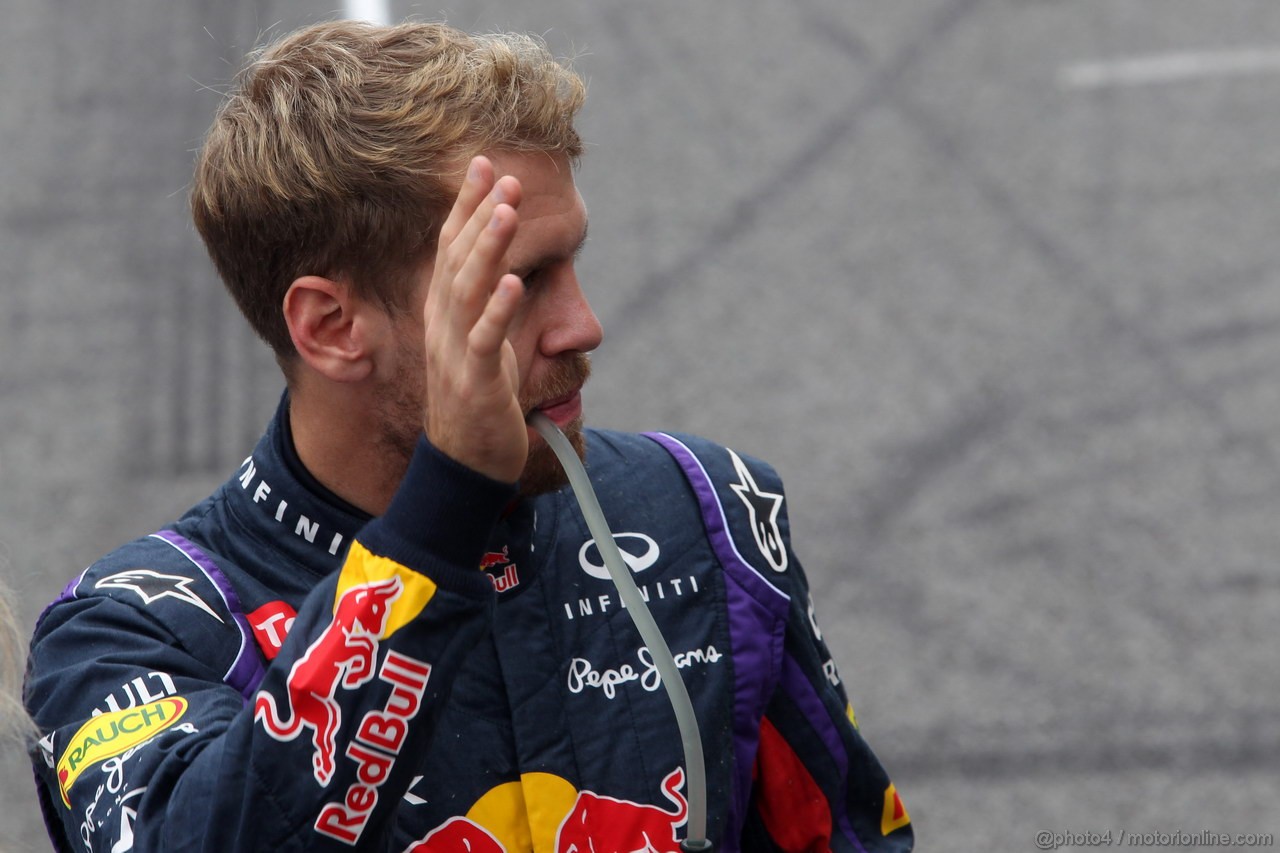 GP BRASILE, 24.11.2013 - Sebastian Vettel (GER) Red Bull Racing RB9 