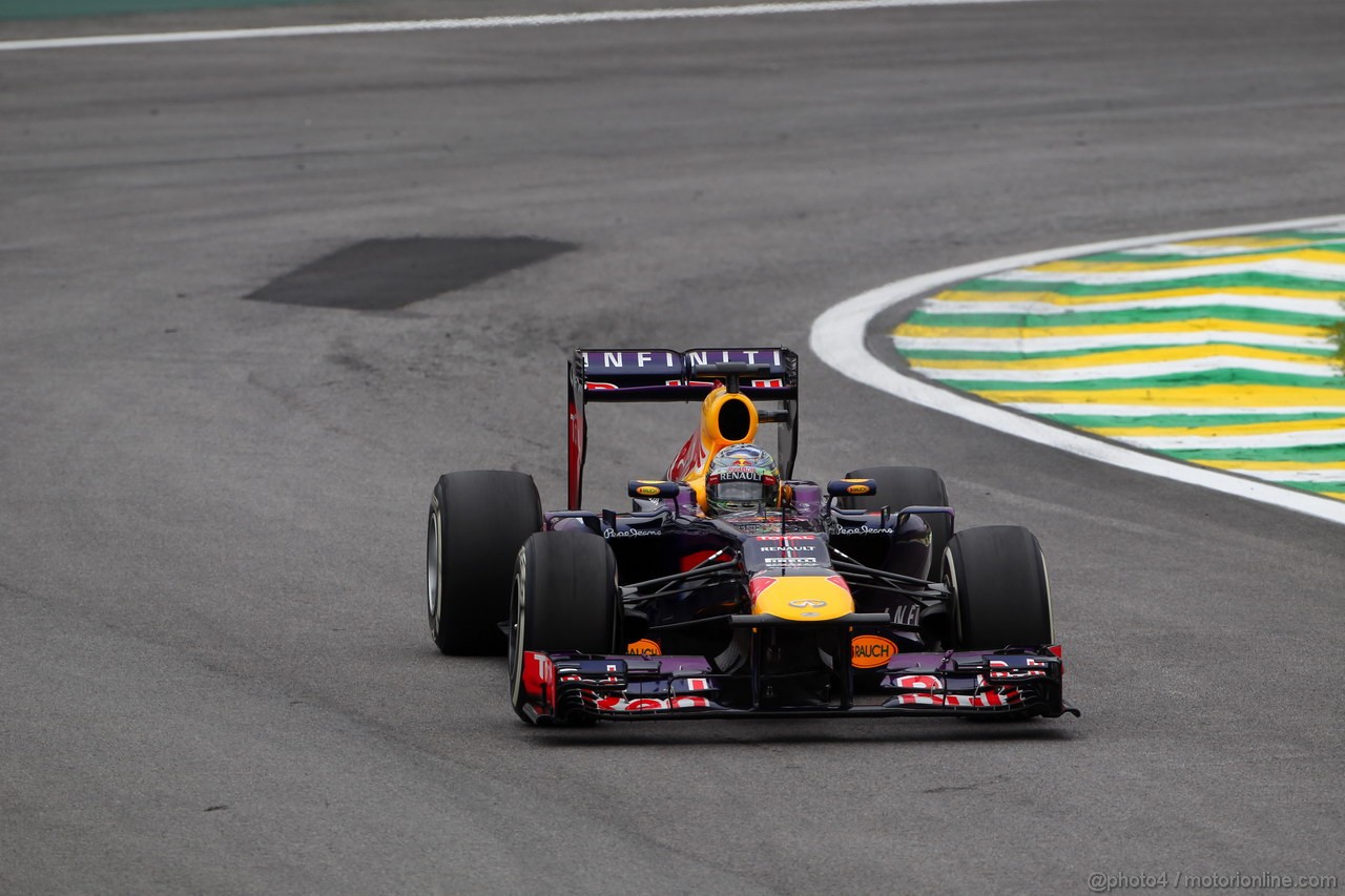 GP BRASILE, 24.11.2013 - Gara, Sebastian Vettel (GER) Red Bull Racing RB9 