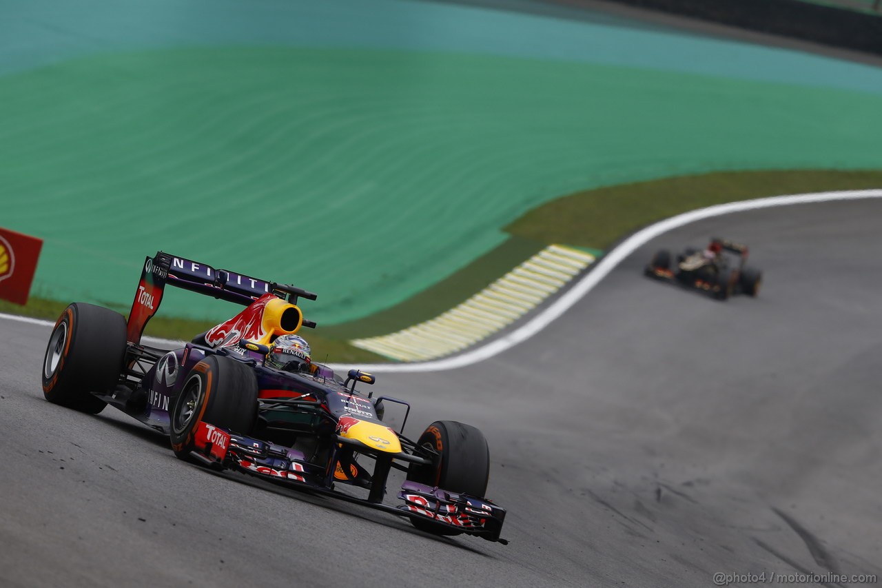 GP BRASILE, 24.11.2013 - Gara, Sebastian Vettel (GER) Red Bull Racing RB9 