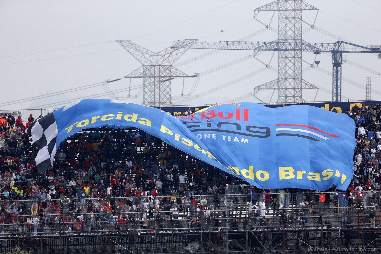 GP BRASILE, 24.11.2013 - Gara, Red Bull fans