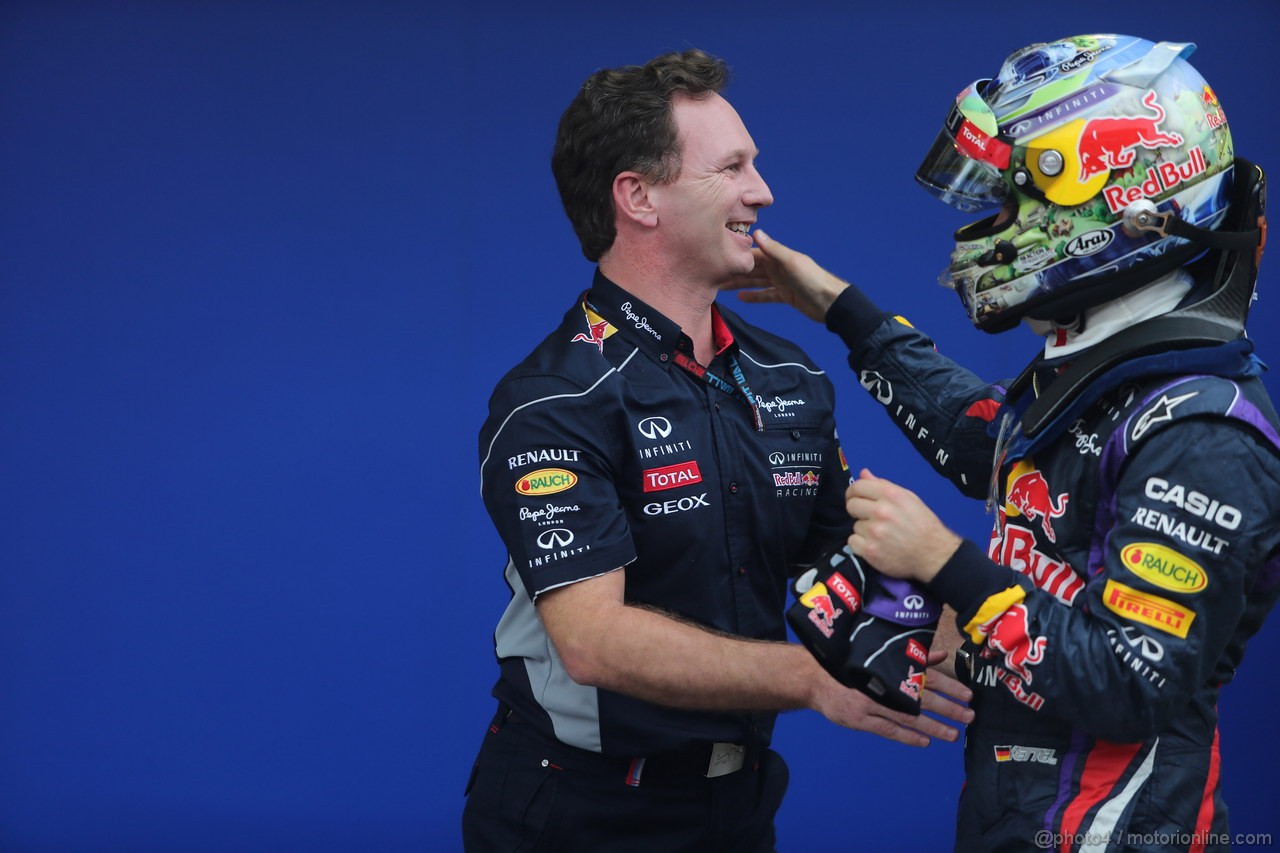 GP BRASILE, 24.11.2013 - Gara, Christian Horner (GBR), Red Bull Racing, Sporting Director e Sebastian Vettel (GER) Red Bull Racing RB9 