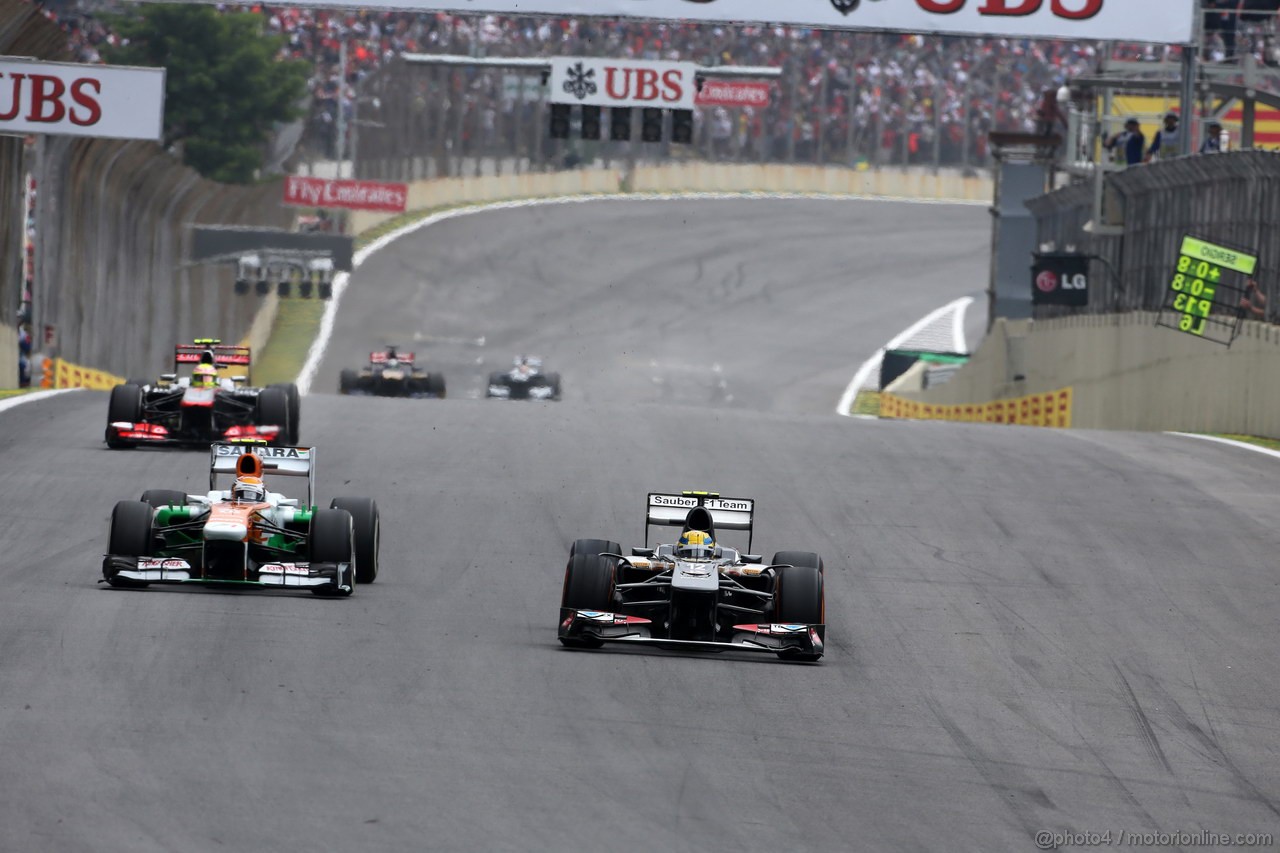 GP BRASILE, 24.11.2013 - Gara, Esteban Gutierrez (MEX), Sauber F1 Team C32 