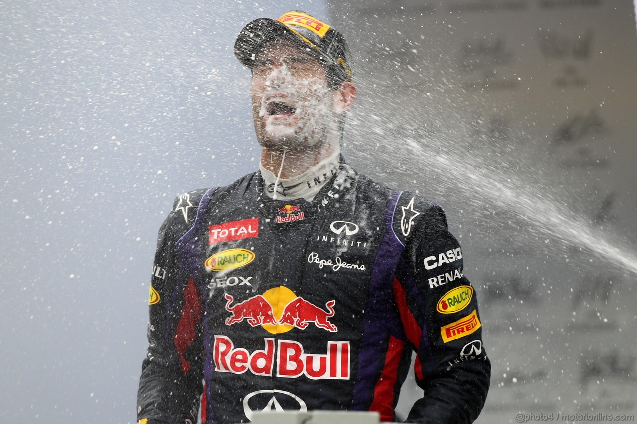 GP BRASILE, 24.11.2013 - Gara, terzo Mark Webber (AUS) Red Bull Racing RB9 