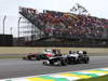 GP BRASILE, 24.11.2013 - Gara, Sergio Perez (MEX) McLaren MP4-28 e Valtteri Bottas (FIN), Williams F1 Team FW35 