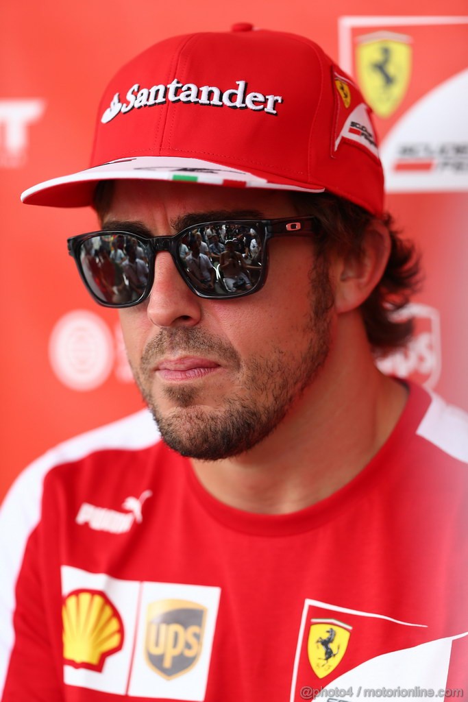 GP BRASILE, 21.11.2013- Fernando Alonso (ESP) Ferrari F138 