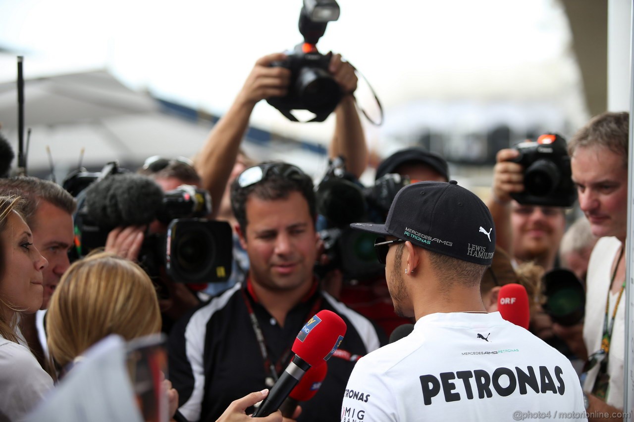 GP BRASILE, 21.11.2013- Lewis Hamilton (GBR) Mercedes AMG F1 W04 