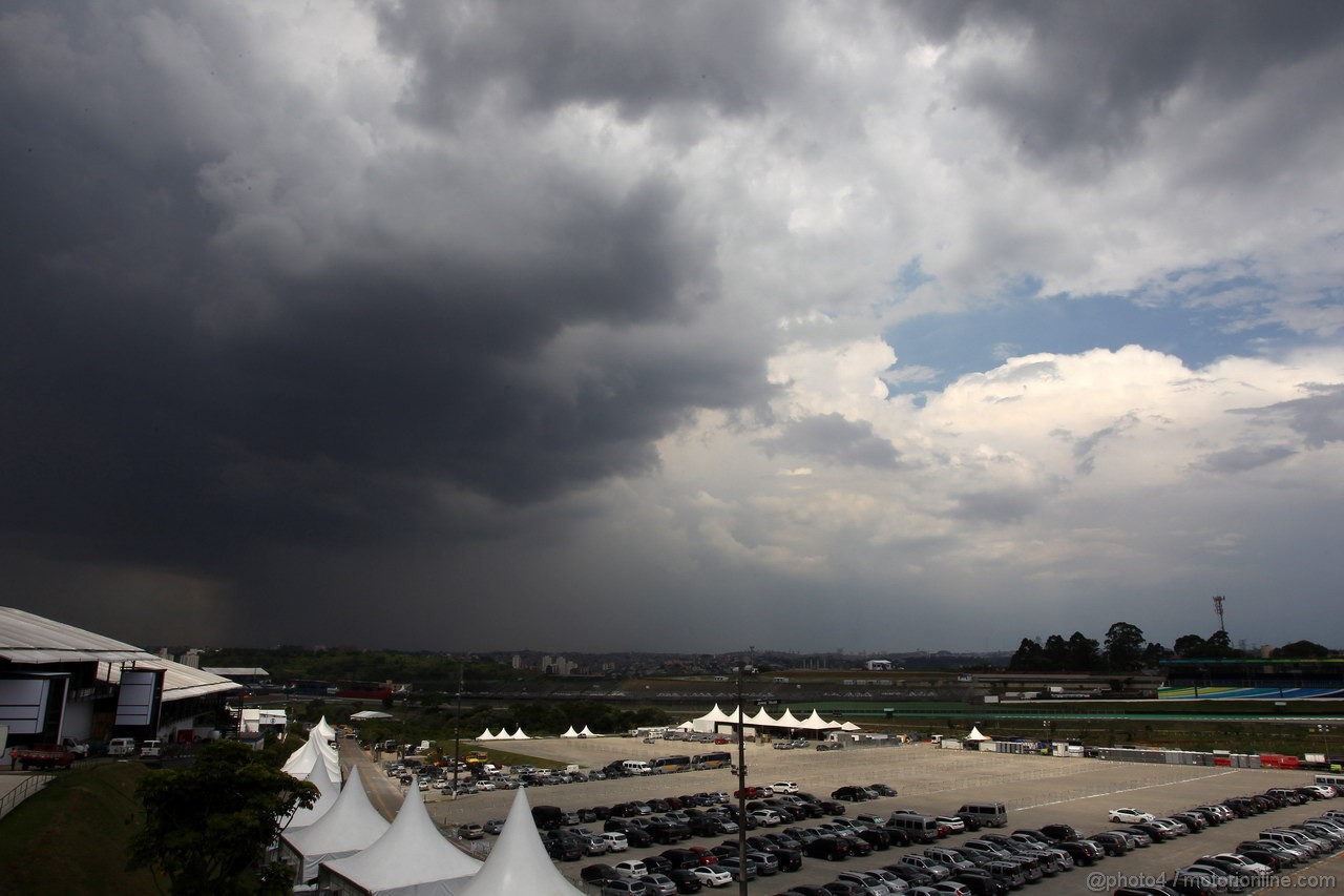 GP BRASILE, 21.11.2013- Atmosphere