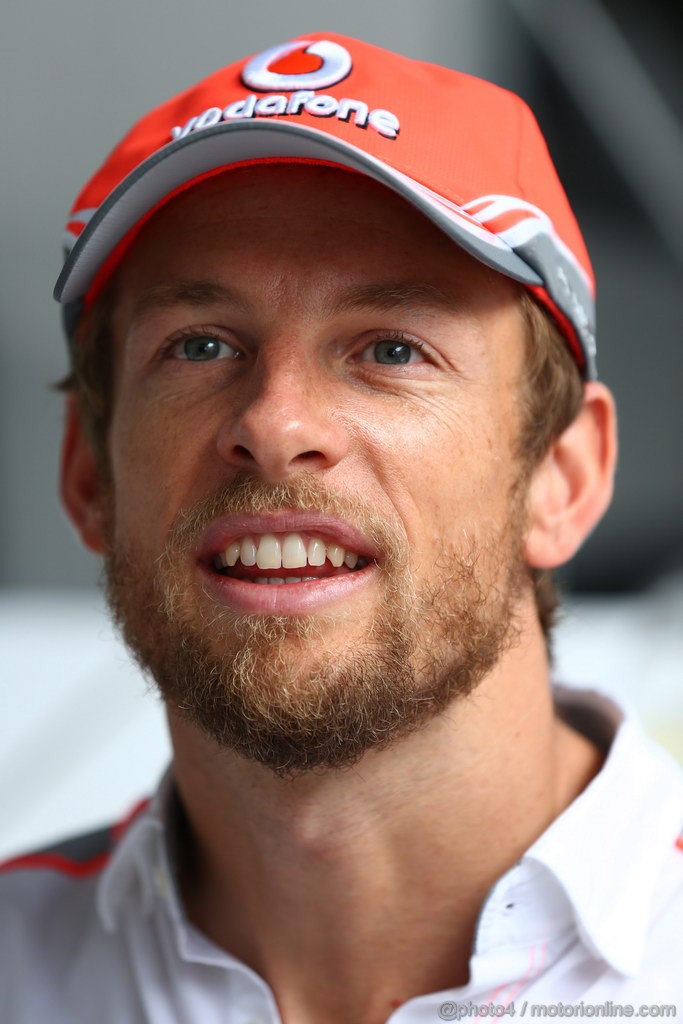 GP BRASILE, 21.11.2013- Jenson Button (GBR) McLaren Mercedes MP4-28 