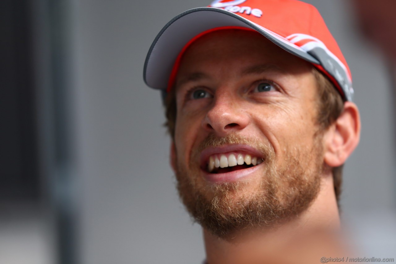 GP BRASILE, 21.11.2013- Jenson Button (GBR) McLaren Mercedes MP4-28 