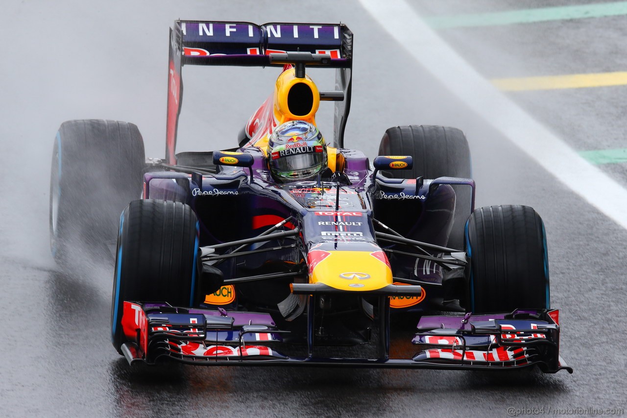 GP BRASILE, 23.11.2013- Prove Libere 3, Sebastian Vettel (GER) Red Bull Racing RB9 