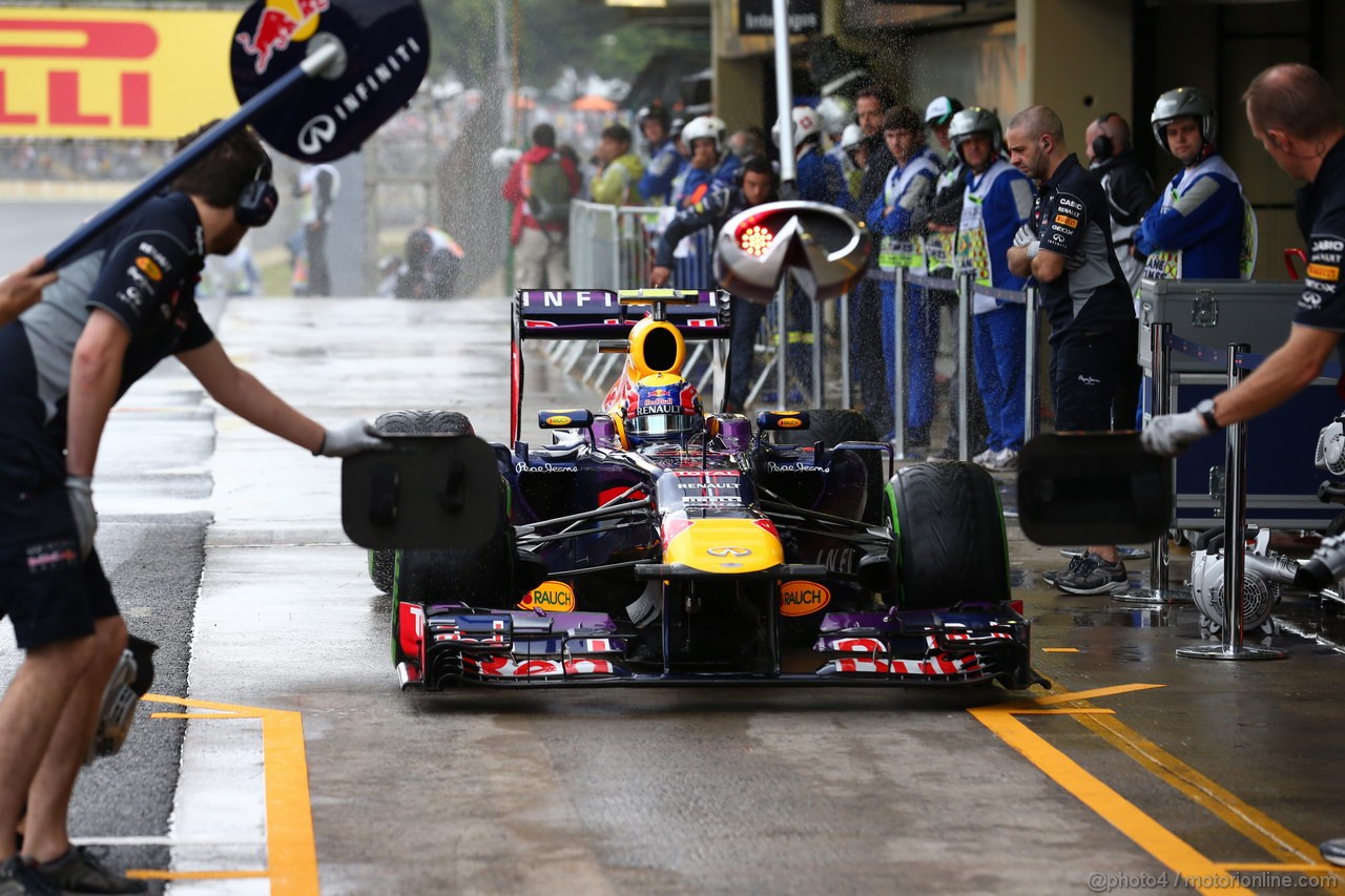 GP BRASILE, 23.11.2013- Prove Libere 3, Mark Webber (AUS) Red Bull Racing RB9