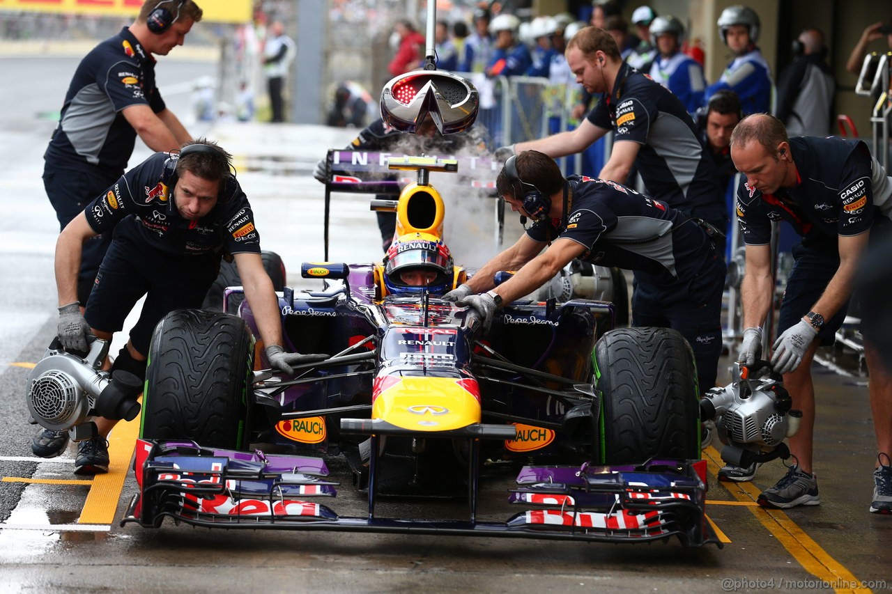 GP BRASILE, 23.11.2013- Prove Libere 3, Mark Webber (AUS) Red Bull Racing RB9 