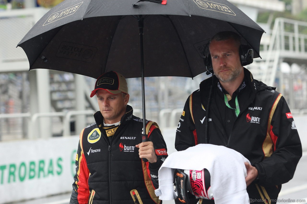 GP BRASILE, 23.11.2013- Prove Libere 3, Heikki Kovalainen (FIN) Lotus F1 Team E21