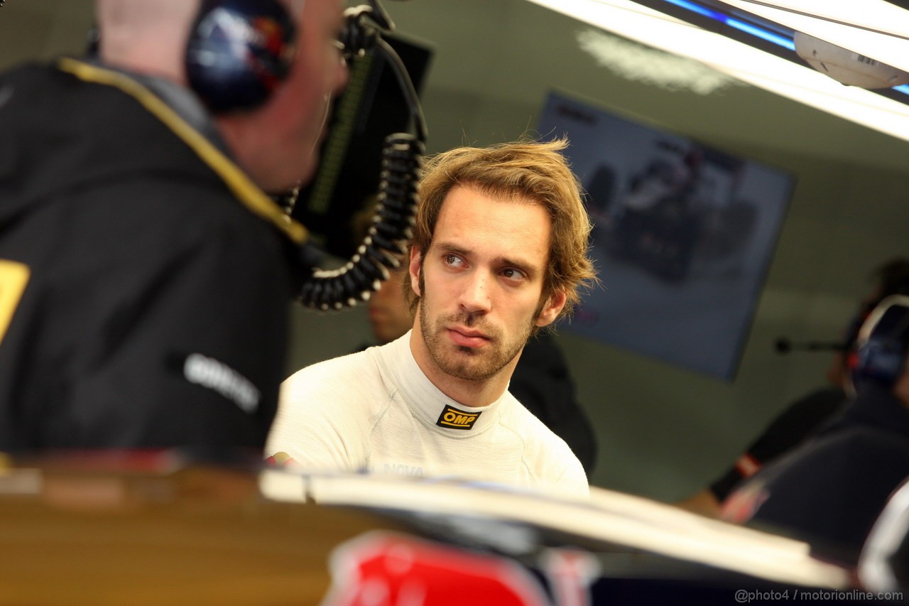 GP BRASILE, 23.11.2013- Prove Libere 3, Jean-Eric Vergne (FRA) Scuderia Toro Rosso STR8 