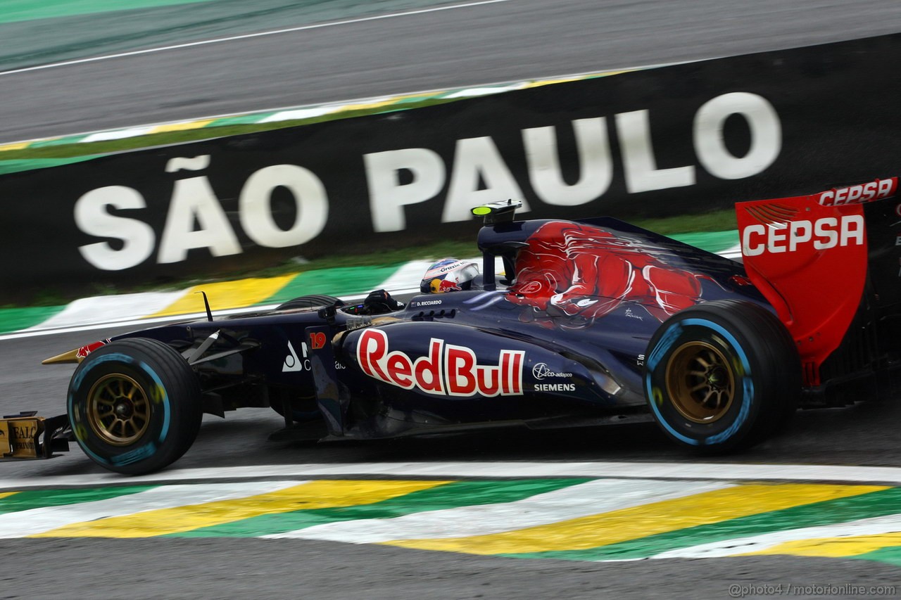 GP BRASILE, 23.11.2013- Prove Libere 3, Daniel Ricciardo (AUS) Scuderia Toro Rosso STR8