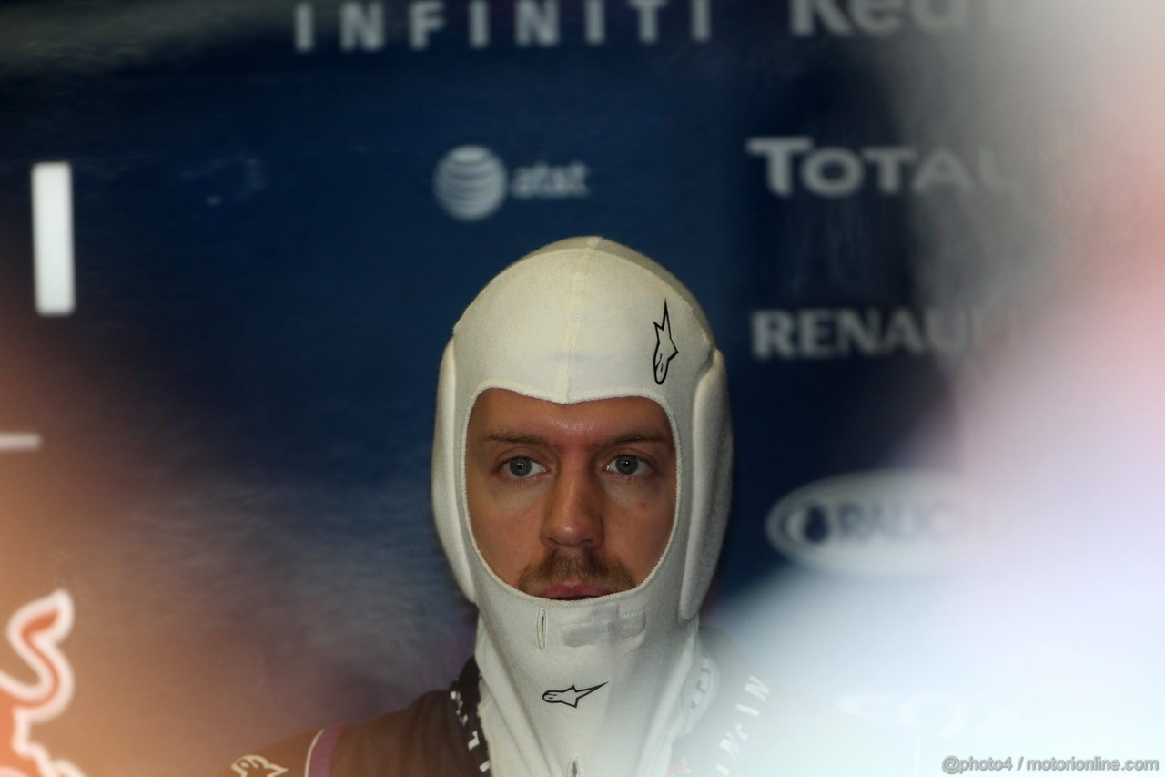 GP BRASILE, 23.11.2013- Prove Libere 3, Sebastian Vettel (GER) Red Bull Racing RB9