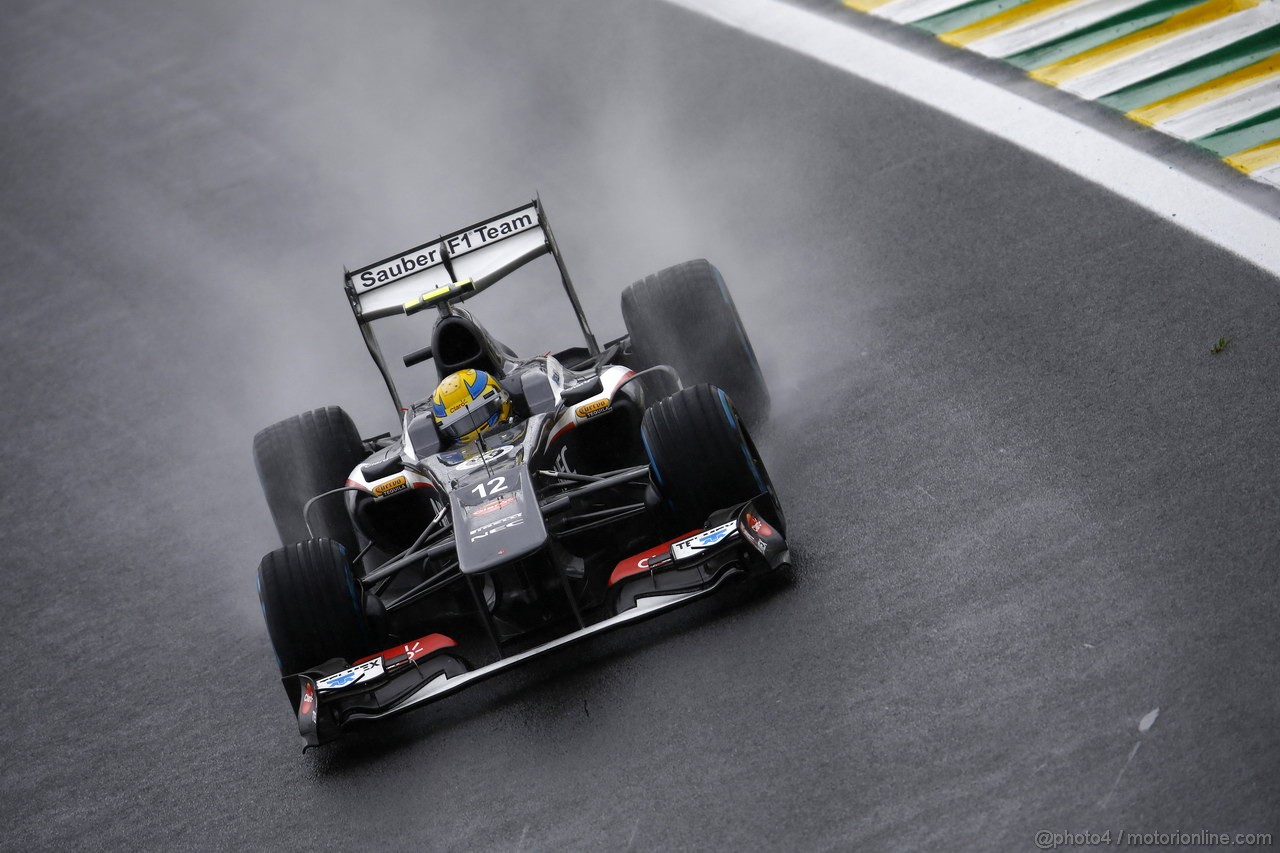 GP BRASILE, 23.11.2013- Prove Libere 3, Esteban Gutierrez (MEX), Sauber F1 Team C32 
