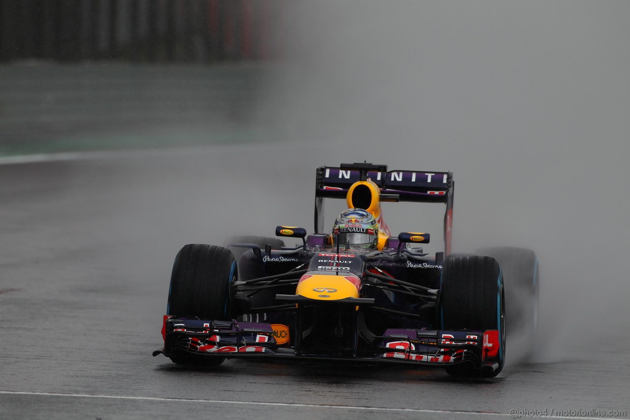 GP BRASILE, 23.11.2013- Prove Libere 3, Sebastian Vettel (GER) Red Bull Racing RB9 