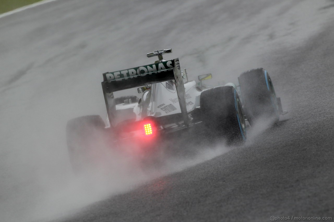 GP BRASILE, 23.11.2013- Prove Libere 3, Nico Rosberg (GER) Mercedes AMG F1 W04