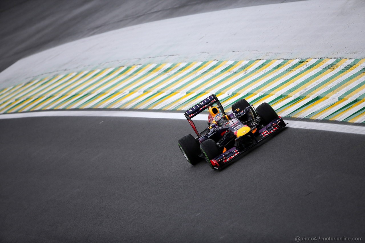 GP BRASILE, 23.11.2013- Qualifiche, Sebastian Vettel (GER) Red Bull Racing RB9 