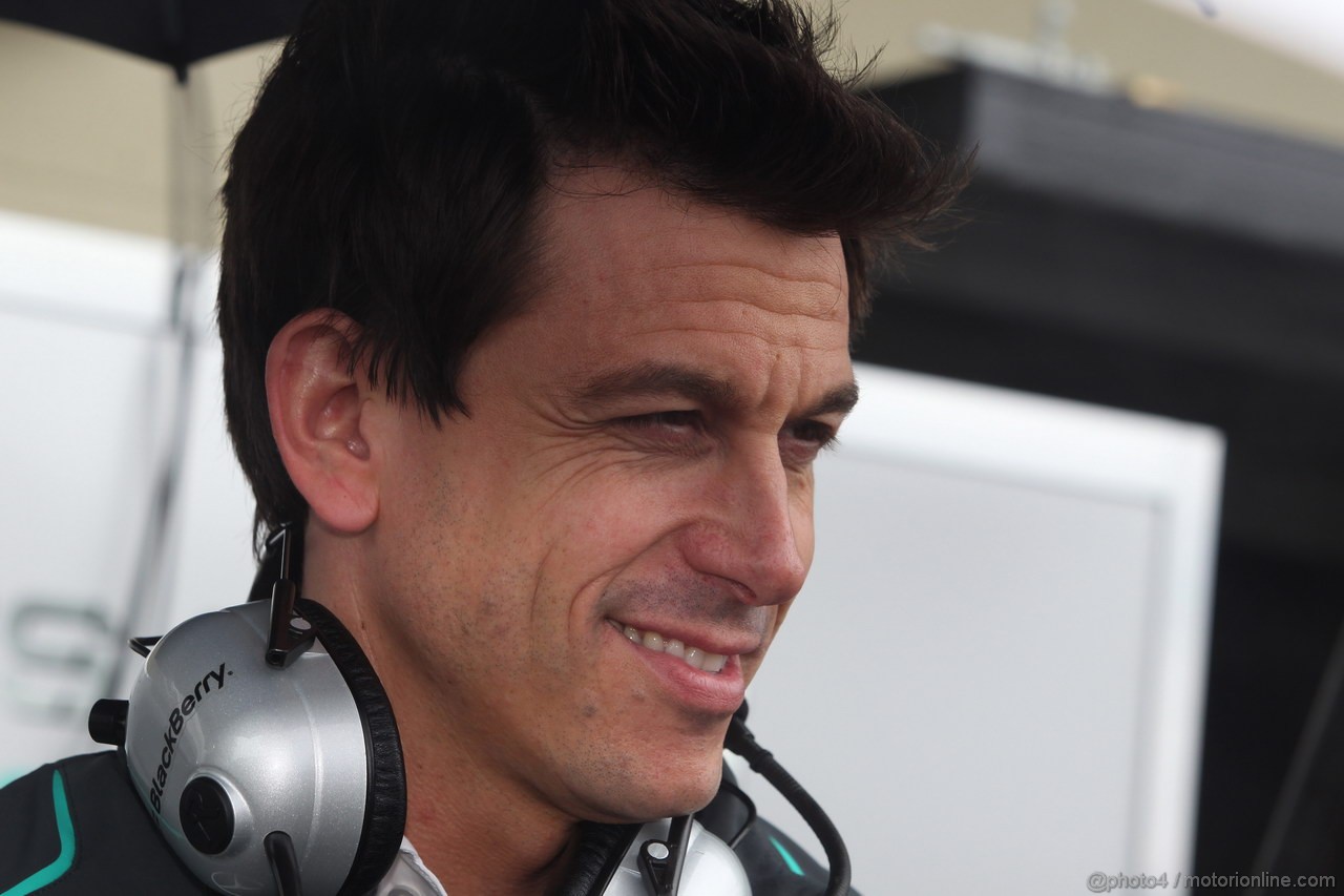 GP BRASILE, 23.11.2013- Qualifiche, Toto Wolff (GER) Mercedes AMG F1 Shareholder e Executive Director 