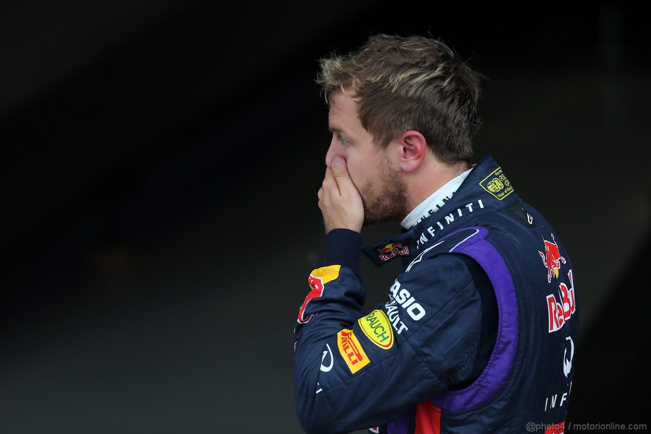 GP BRASILE, 23.11.2013- Qualifiche, Sebastian Vettel (GER) Red Bull Racing RB9 