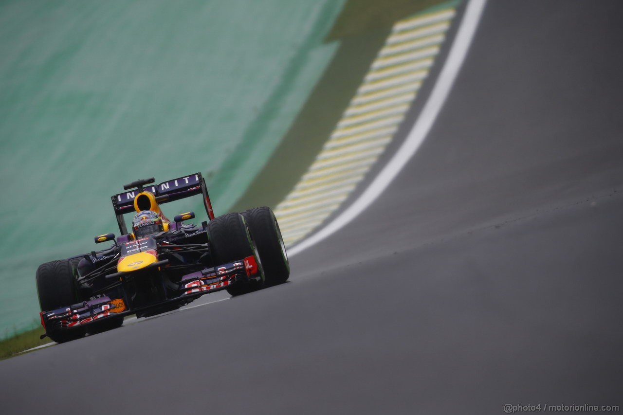 GP BRASILE, 23.11.2013- Qualifiche, Sebastian Vettel (GER) Red Bull Racing RB9 