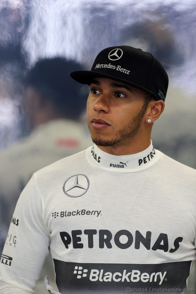 GP BRASILE, 22.11.2013- Prove Libere 1, Lewis Hamilton (GBR) Mercedes AMG F1 W04 