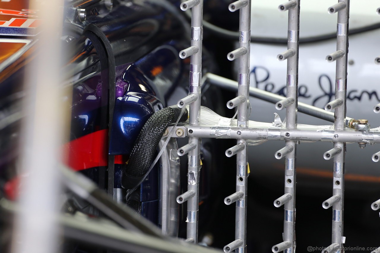 GP BRASILE, 22.11.2013- Prove Libere 1, Mark Webber (AUS) Red Bull Racing RB9 