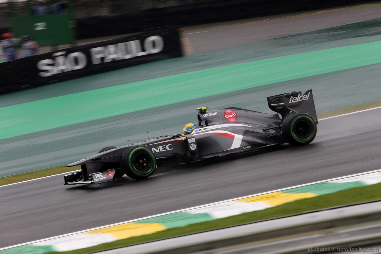 GP BRASILE, 22.11.2013- Prove Libere 1, Esteban Gutierrez (MEX), Sauber F1 Team C32 