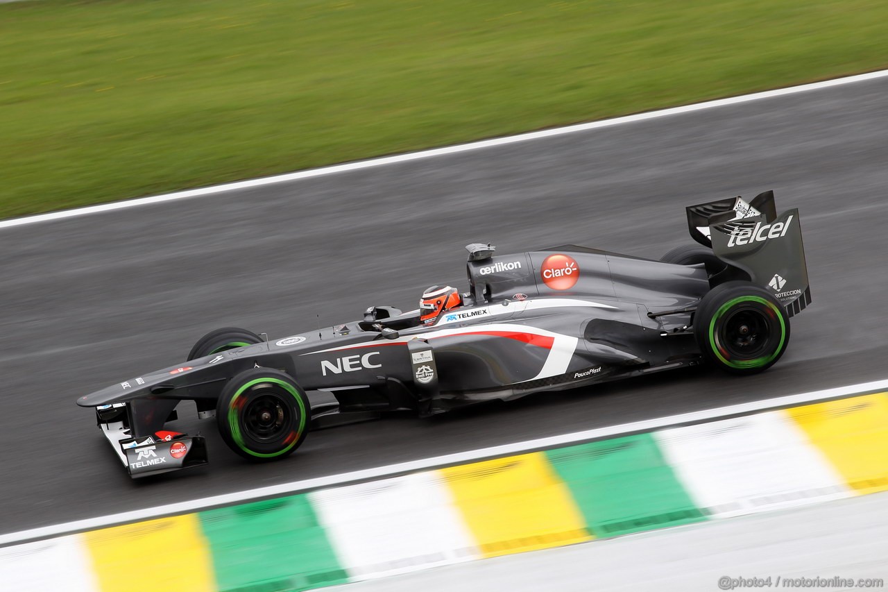 GP BRASILE, 22.11.2013- Prove Libere 1, Nico Hulkenberg (GER) Sauber F1 Team C32 