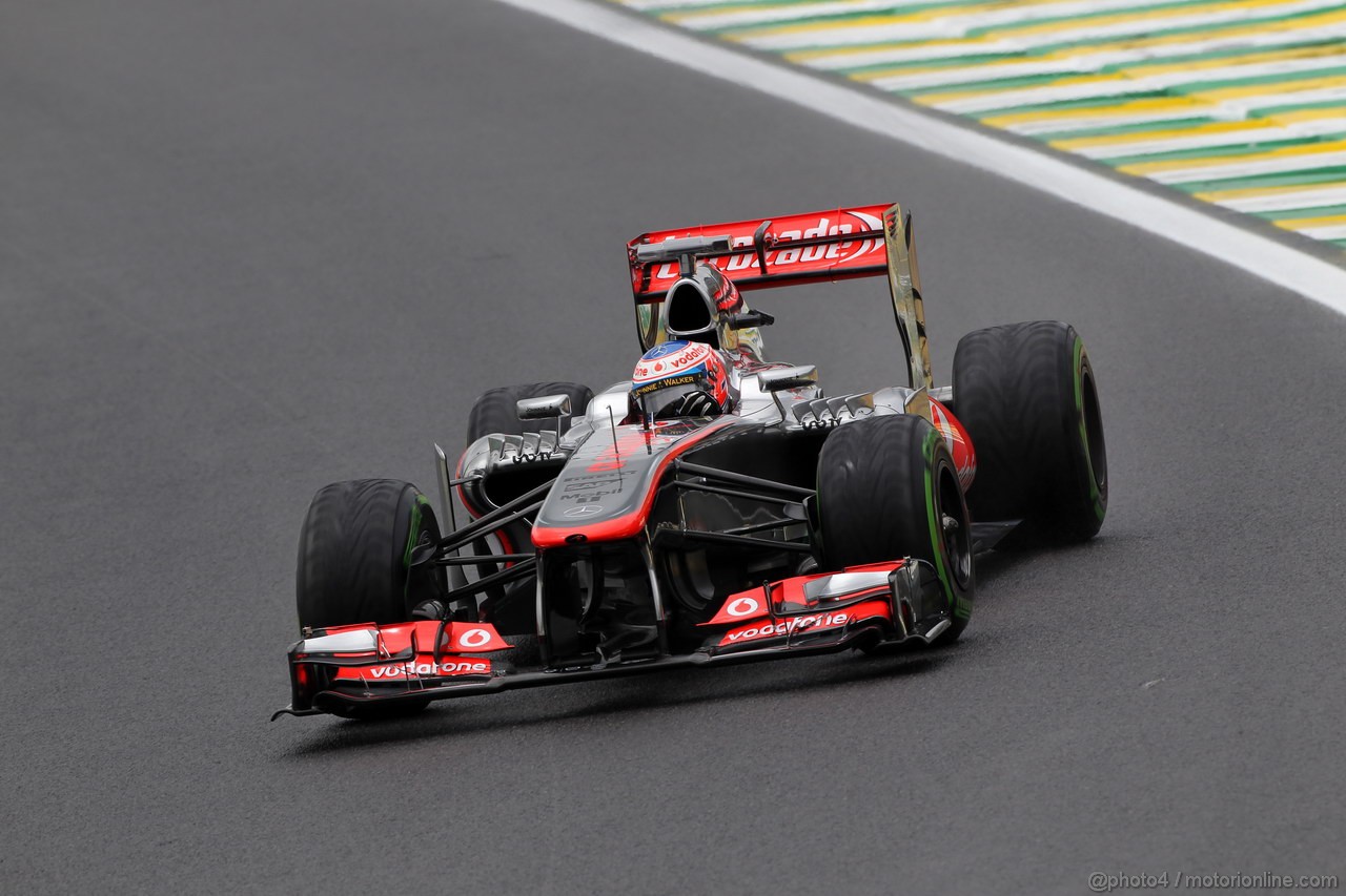 GP BRASILE, 22.11.2013- Prove Libere 1, Jenson Button (GBR) McLaren Mercedes MP4-28 