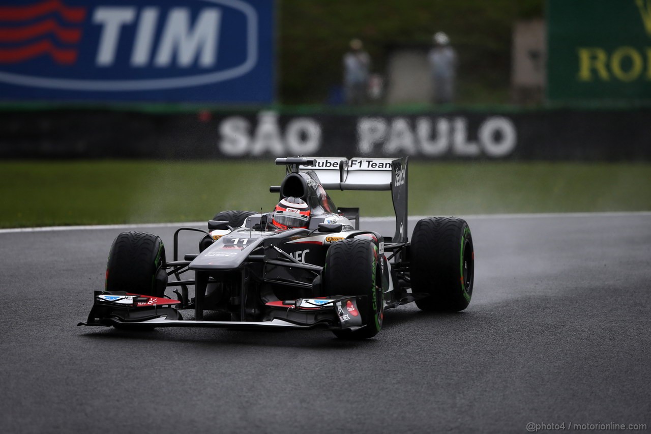 GP BRASILE, 22.11.2013- Prove Libere 1, Nico Hulkenberg (GER) Sauber F1 Team C32 
