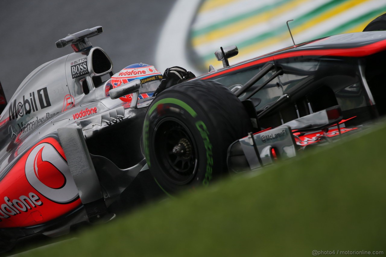GP BRASILE, 22.11.2013- Prove Libere 1, Jenson Button (GBR) McLaren Mercedes MP4-28 
