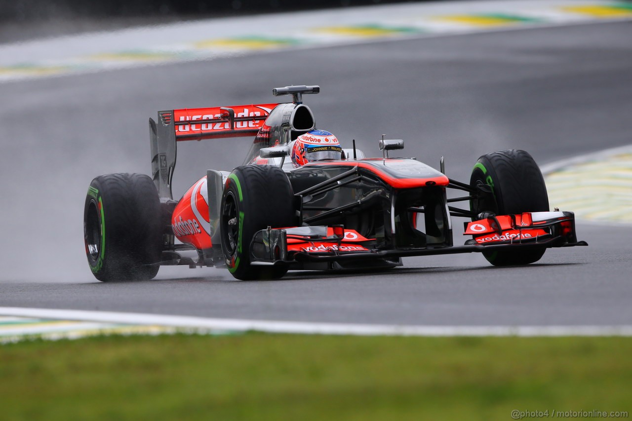 GP BRASILE, 22.11.2013- Prove Libere 1, Jenson Button (GBR) McLaren Mercedes MP4-28 