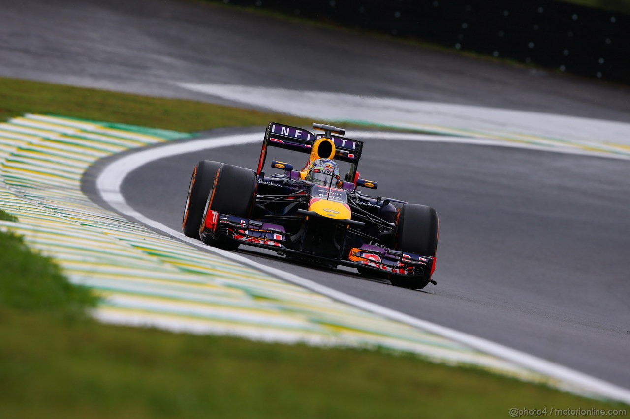 GP BRASILE, 22.11.2013- Prove Libere 1, Sebastian Vettel (GER) Red Bull Racing RB9 