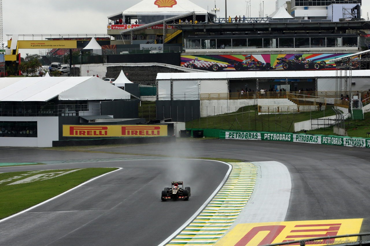 GP BRASILE, 22.11.2013- Prove Libere 1, Romain Grosjean (FRA) Lotus F1 Team E21 