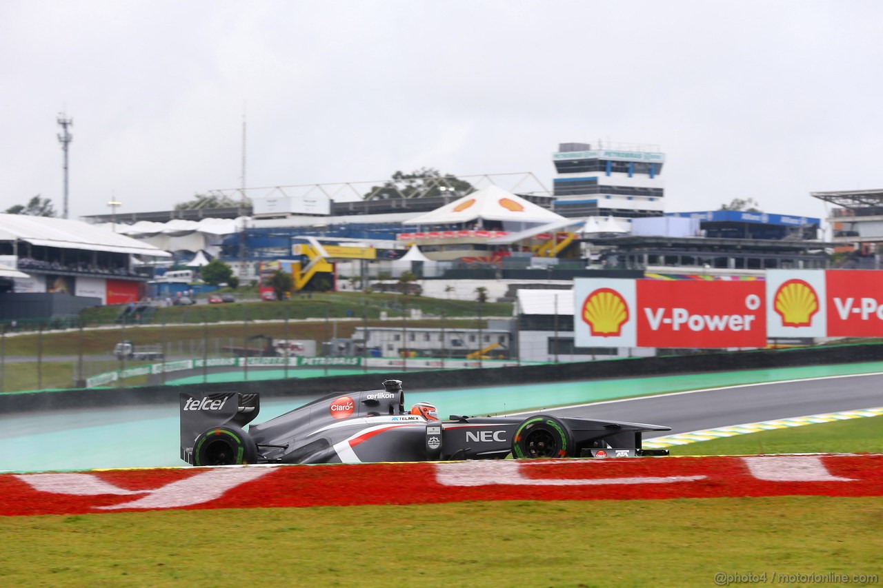 GP BRASILE, 22.11.2013- Prove Libere 1, Nico Hulkenberg (GER) Sauber F1 Team C32 