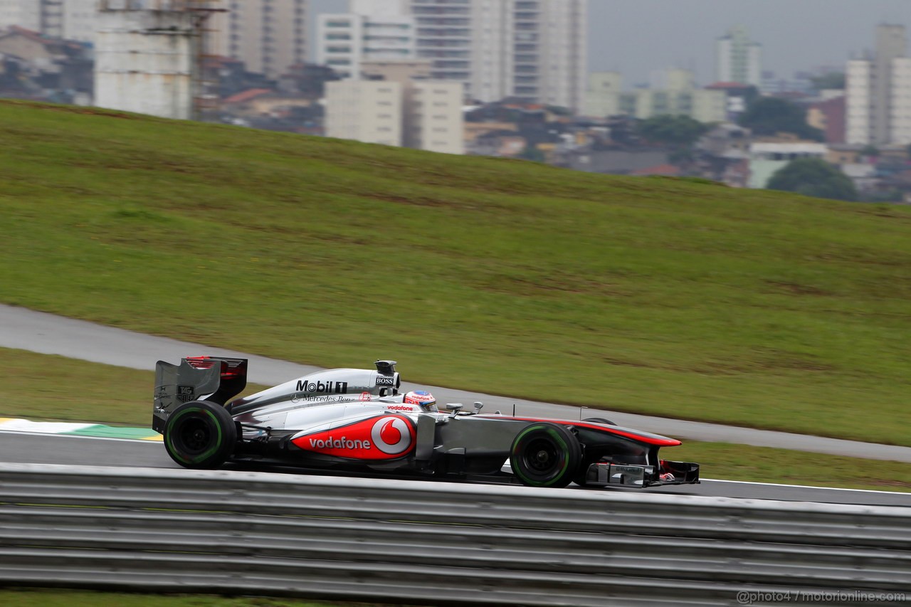 GP BRASILE, 22.11.2013- Prove Libere 1, Jenson Button (GBR) McLaren Mercedes MP4-28 