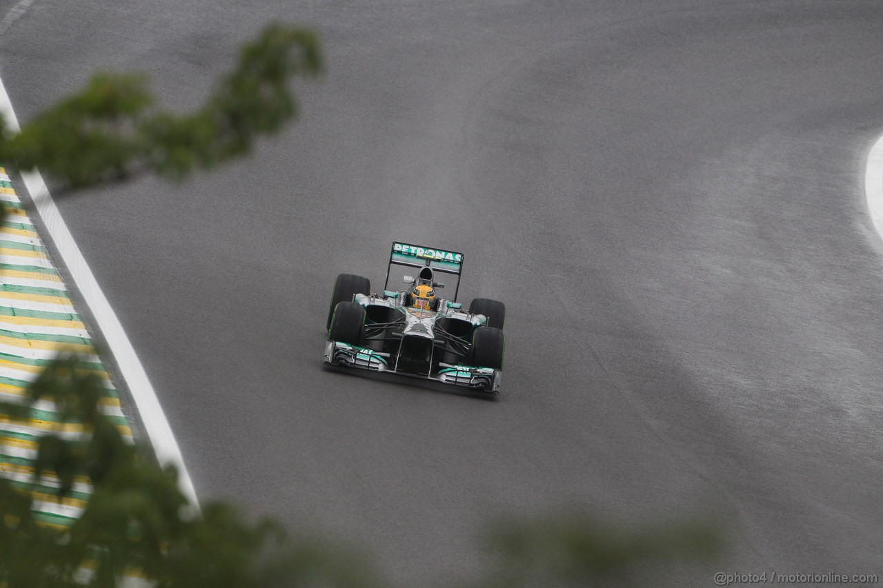GP BRASILE, 22.11.2013- Prove Libere 1, Lewis Hamilton (GBR) Mercedes AMG F1 W04 