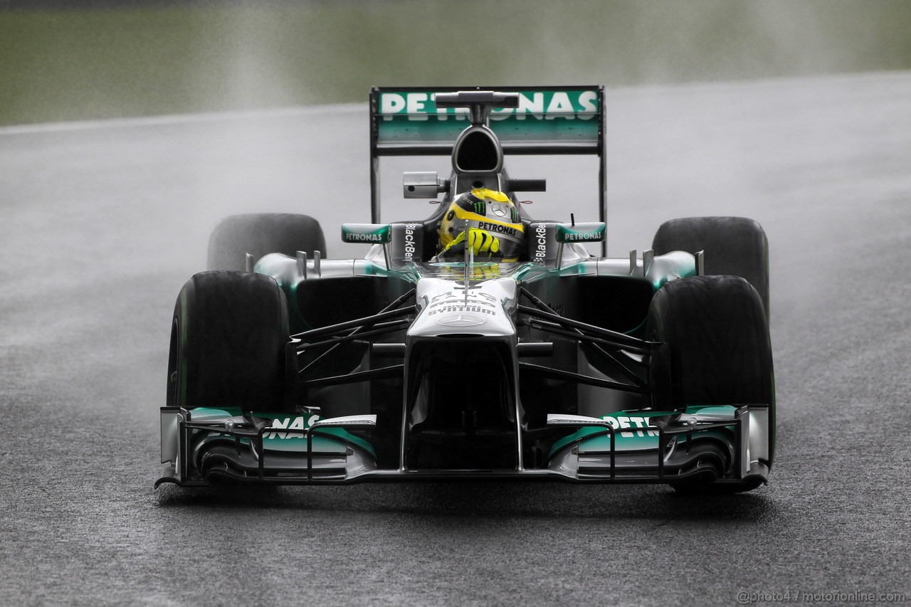 GP BRASILE, 22.11.2013- Prove Libere 2, Nico Rosberg (GER) Mercedes AMG F1 W04 