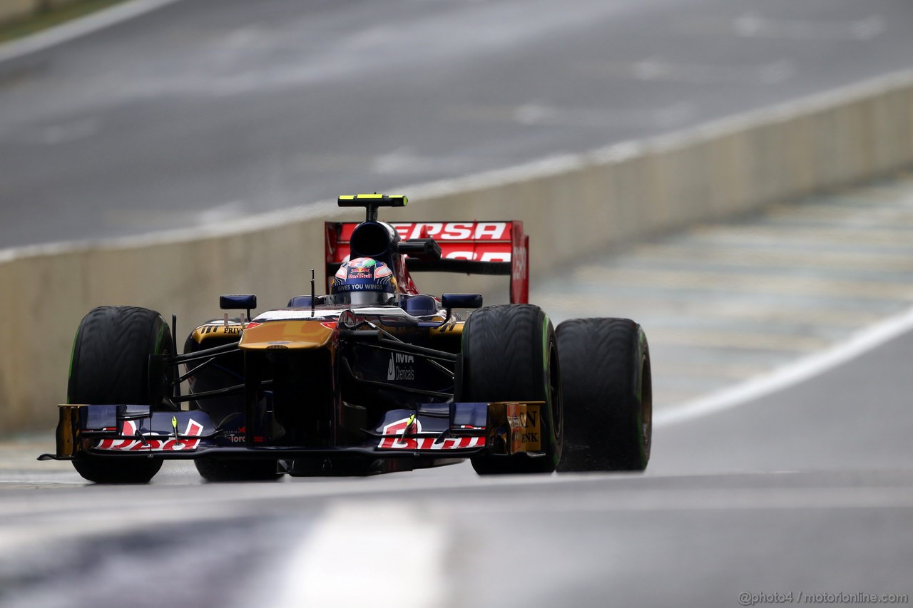 GP BRASILE, 22.11.2013- Prove Libere 2, Daniel Ricciardo (AUS) Scuderia Toro Rosso STR8 