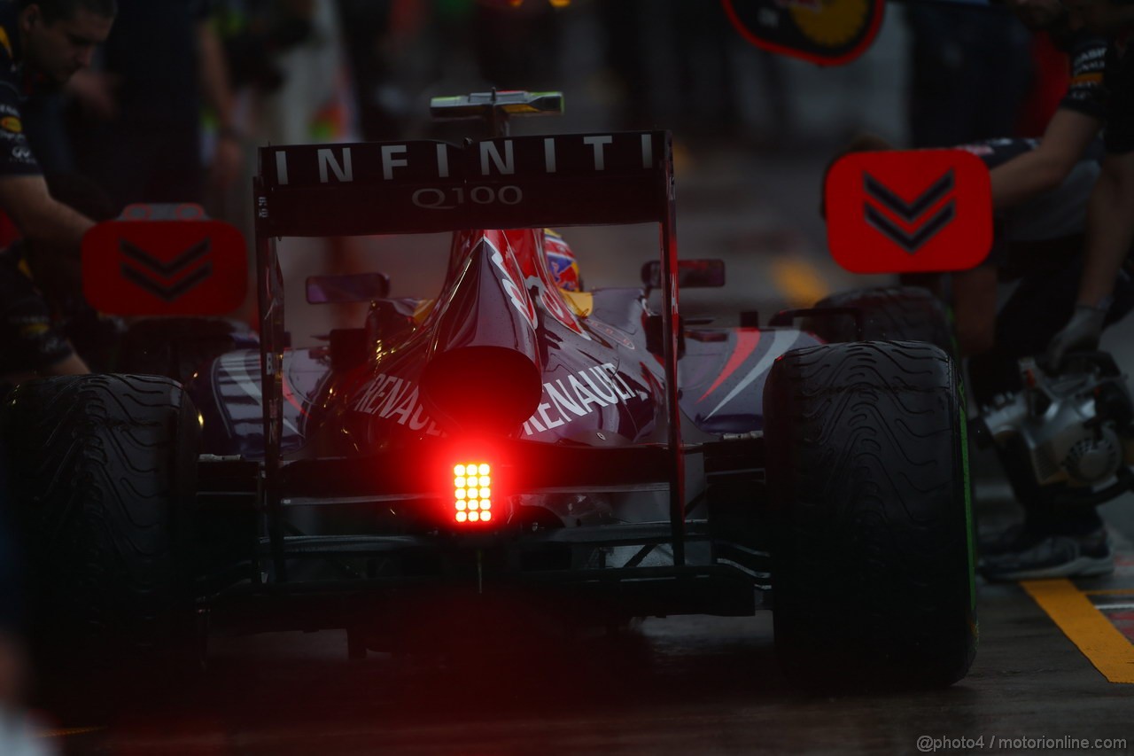 GP BRASILE, 22.11.2013- Prove Libere 2, Mark Webber (AUS) Red Bull Racing RB9 