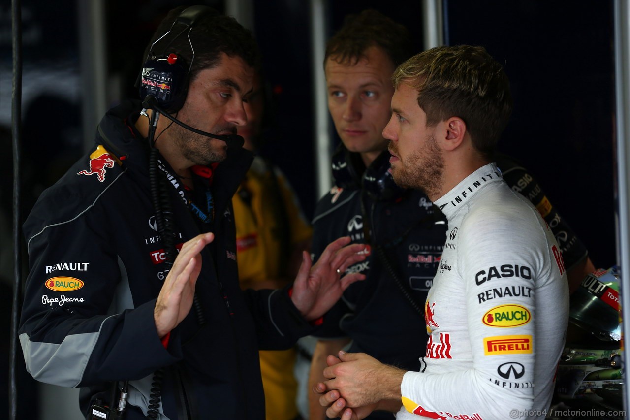 GP BRASILE, 22.11.2013- Prove Libere 2, Sebastian Vettel (GER) Red Bull Racing RB9 
