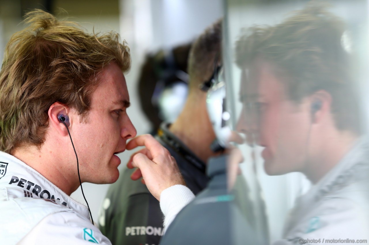GP BRASILE, 22.11.2013- Prove Libere 2, Nico Rosberg (GER) Mercedes AMG F1 W04 