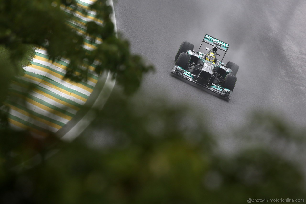 GP BRASILE, 22.11.2013- Prove Libere 2, Nico Rosberg (GER) Mercedes AMG F1 W04 